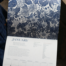 Load image into Gallery viewer, Made in UK_Gardening_Calendar_Botanical illustration_2025